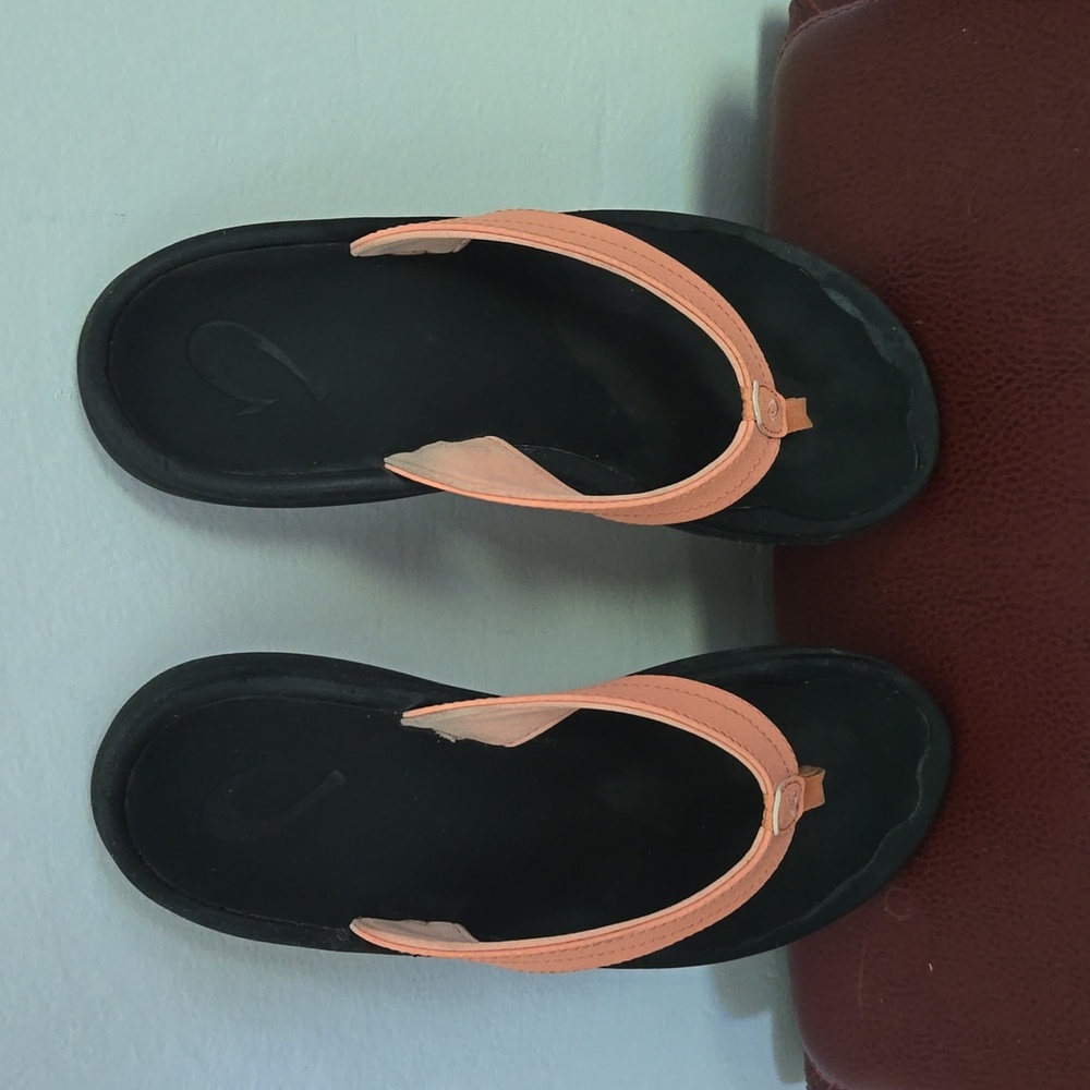 OluKai sandals